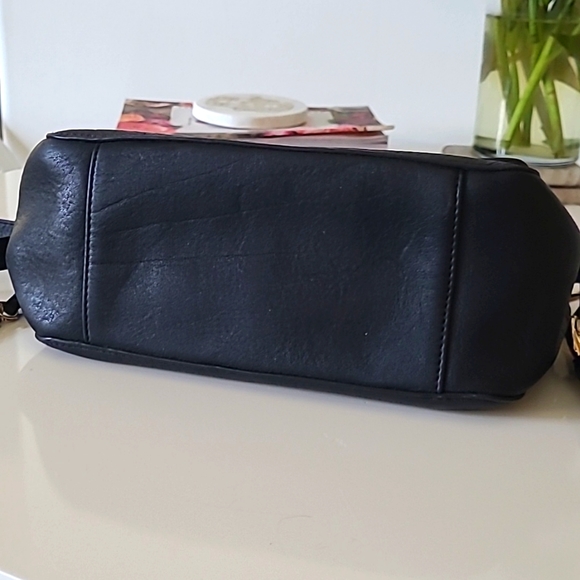 Vince Camuto Leather Shoulder bag with Gold Hardware - Picture 6 of 11